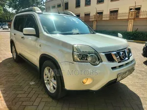 Nissan X-Trail 2012 Pearl