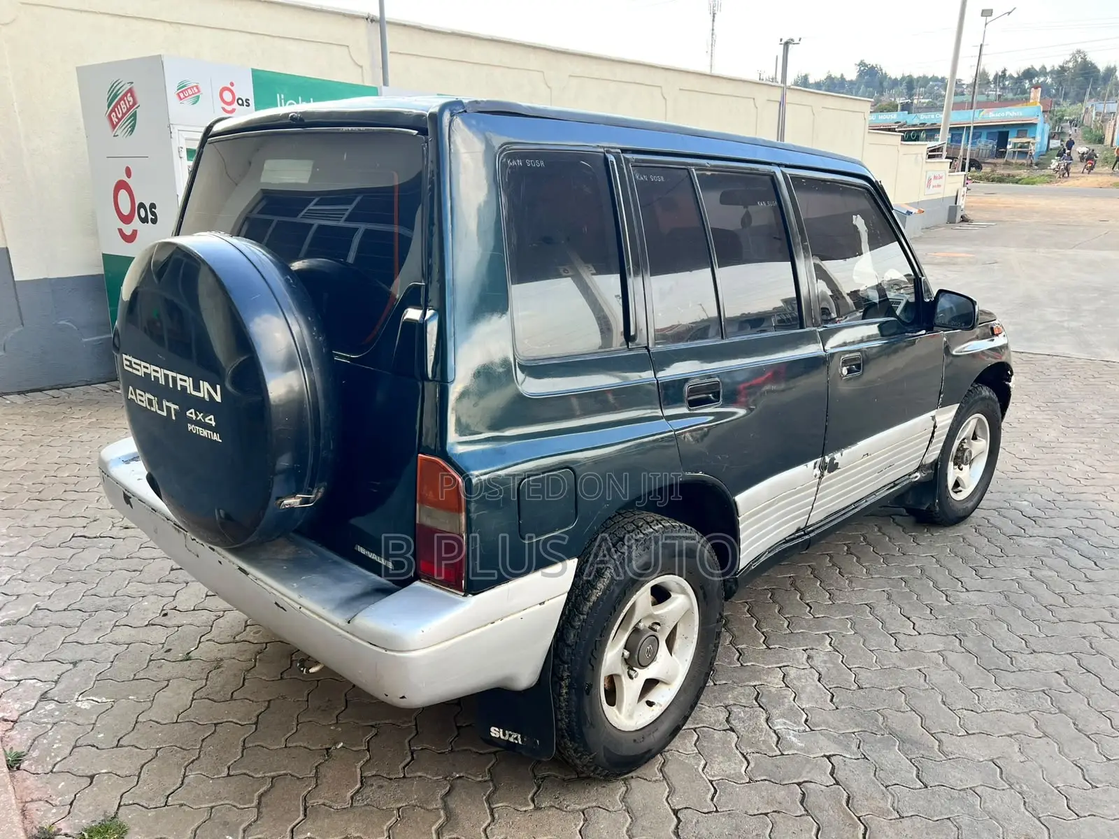Suzuki Escudo 2002 Blue