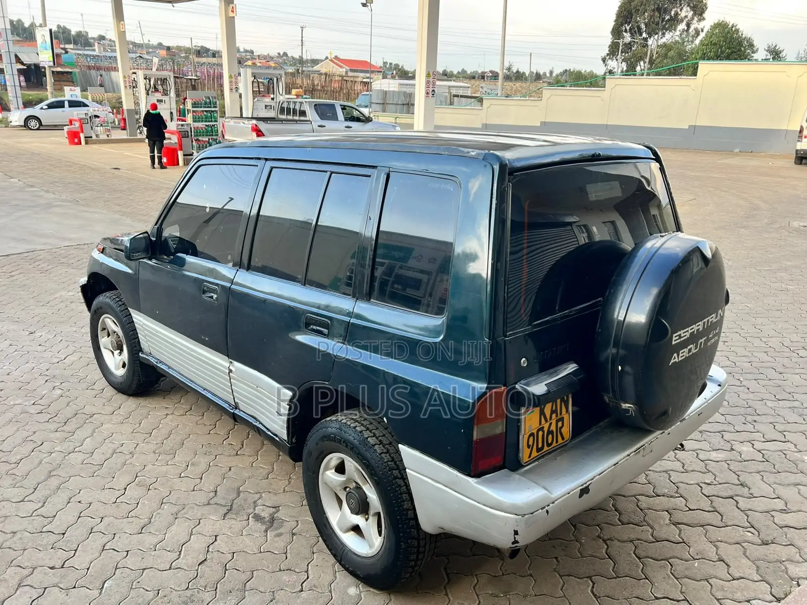 Suzuki Escudo 2002 Blue