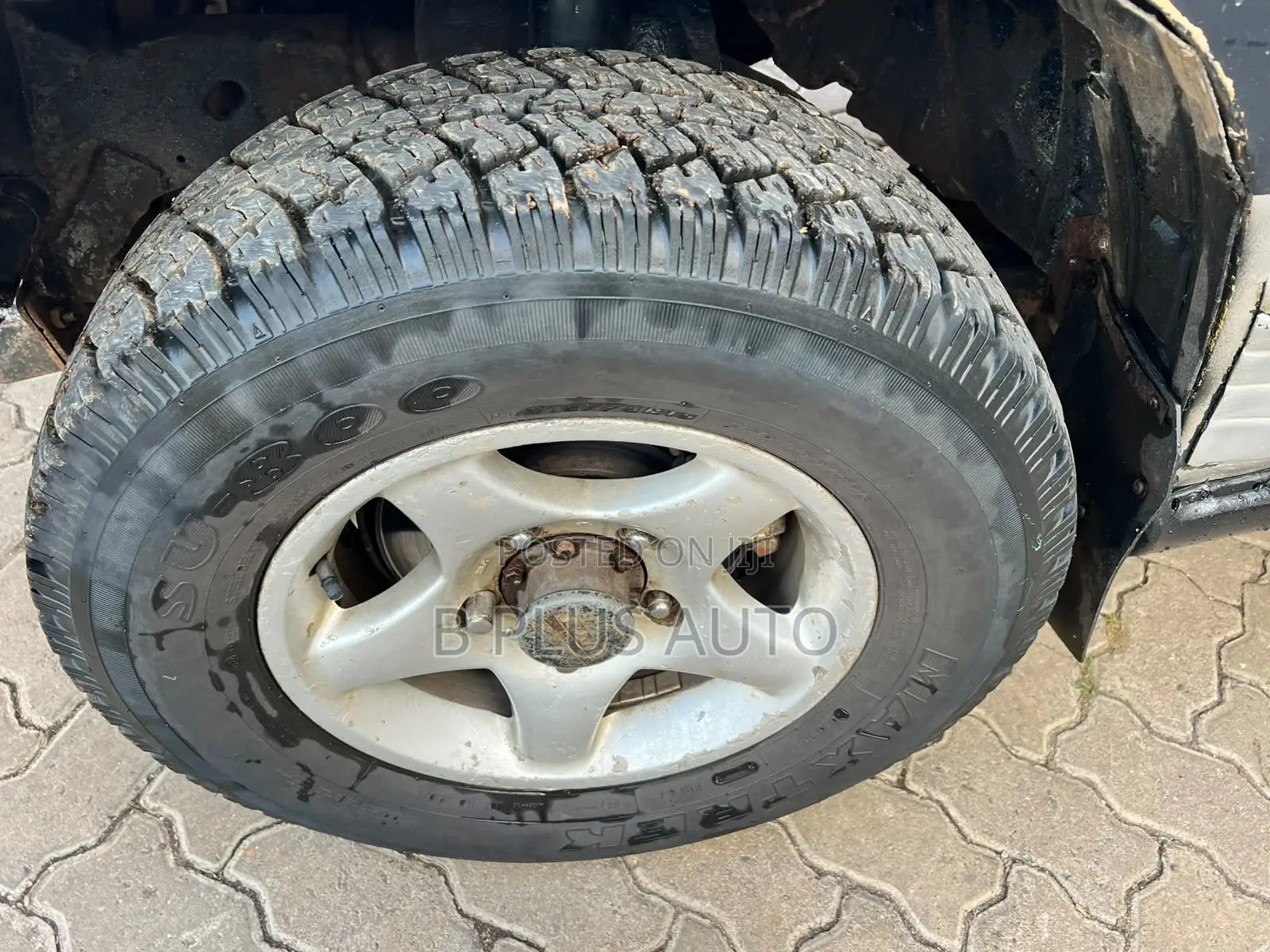 Suzuki Escudo 2002 Blue