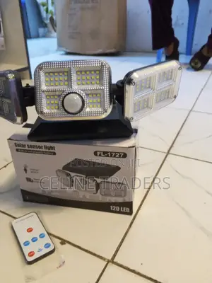 3 Head Solar Sensor Light