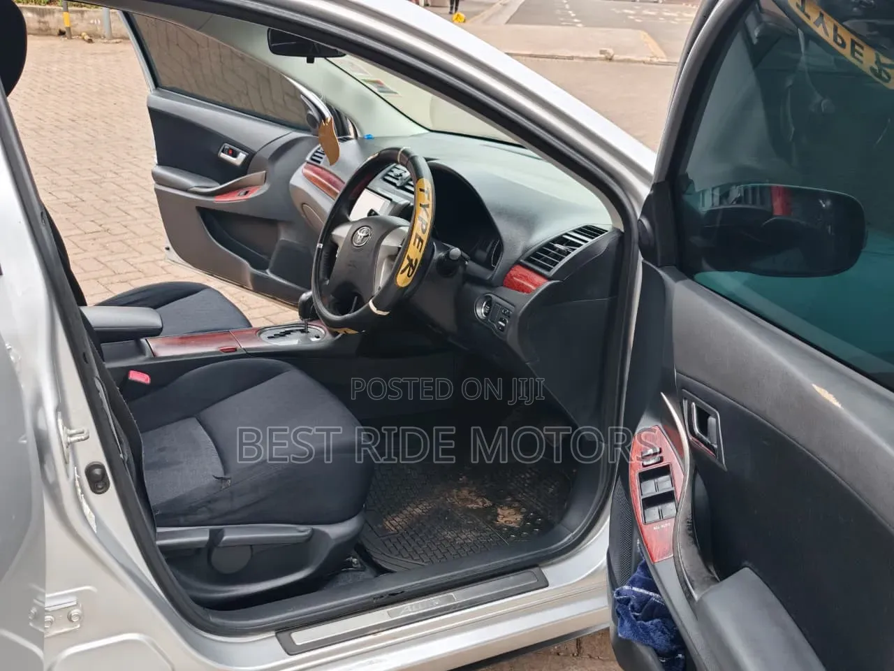 Toyota Allion 2010 Silver