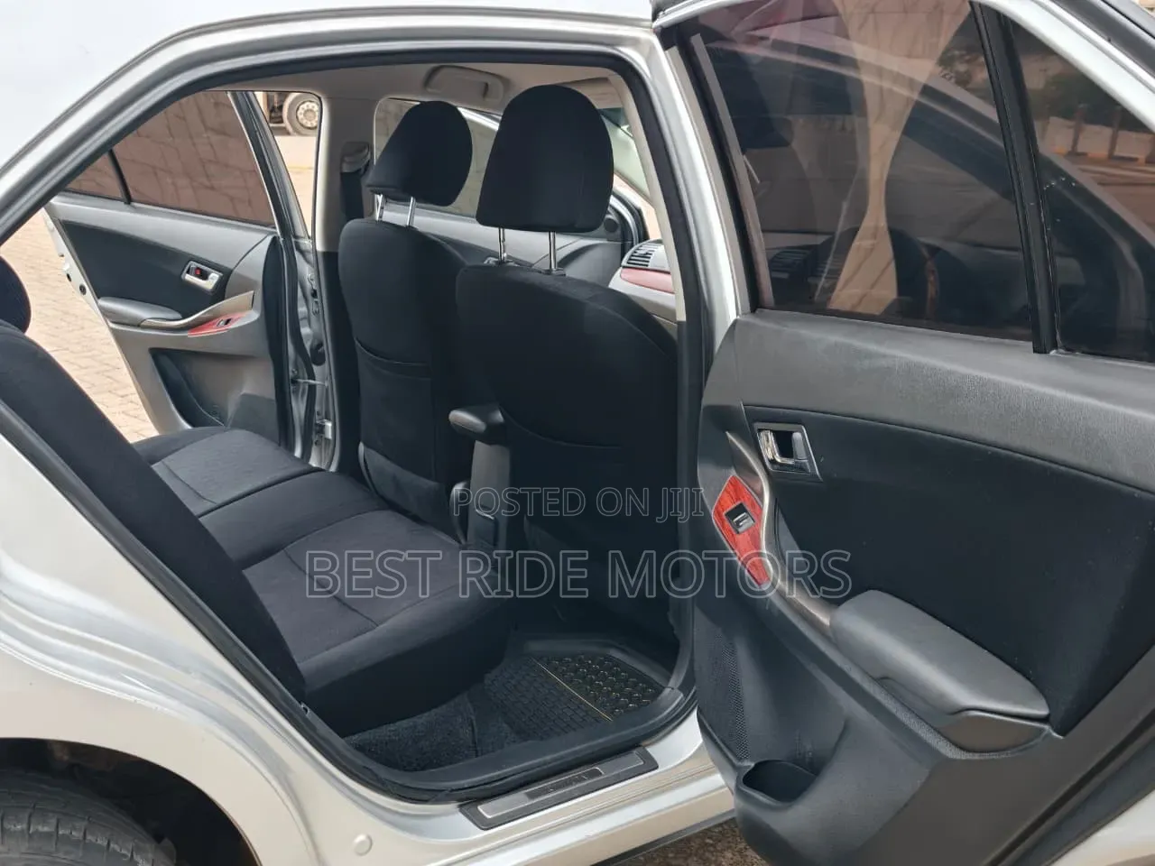 Toyota Allion 2010 Silver