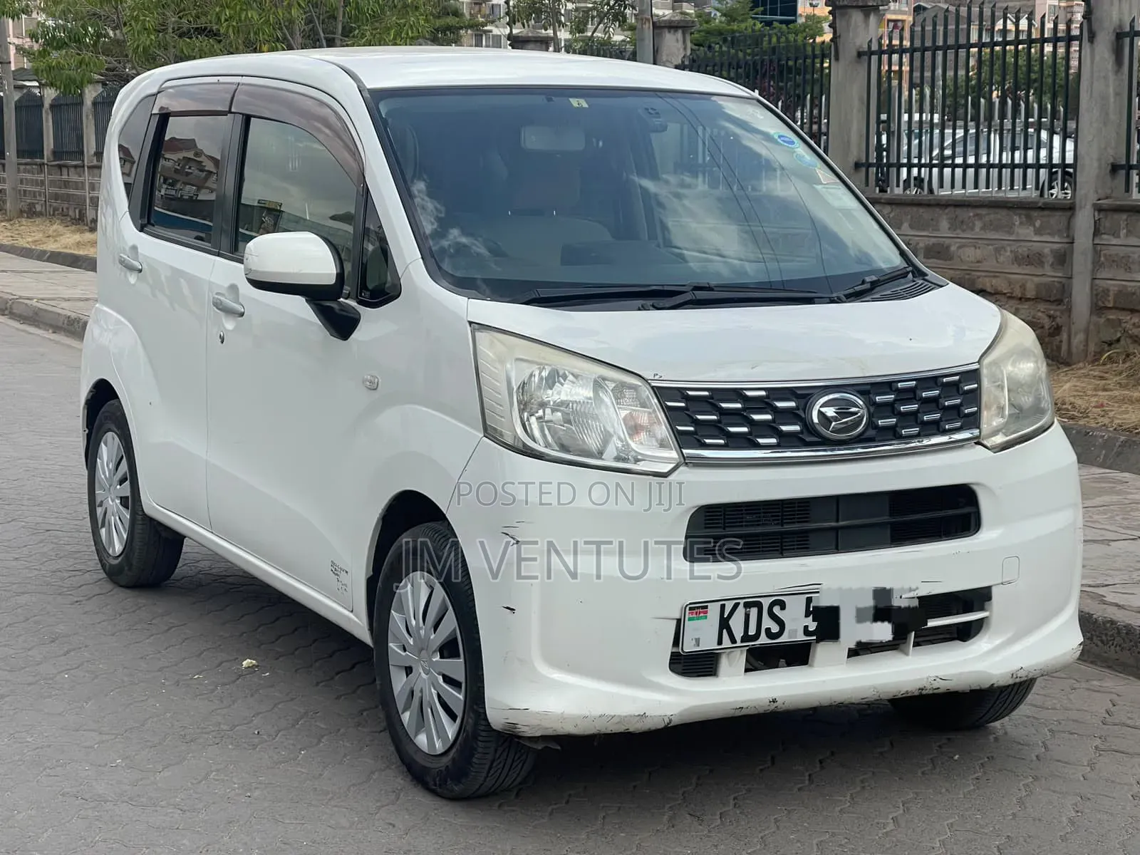 Daihatsu Move 2017 White