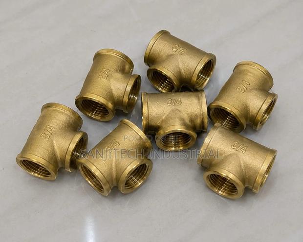 Brass Tee 3/4" – Strong, Leak-resistant & Built To Last