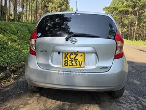Nissan Note 2013 Silver