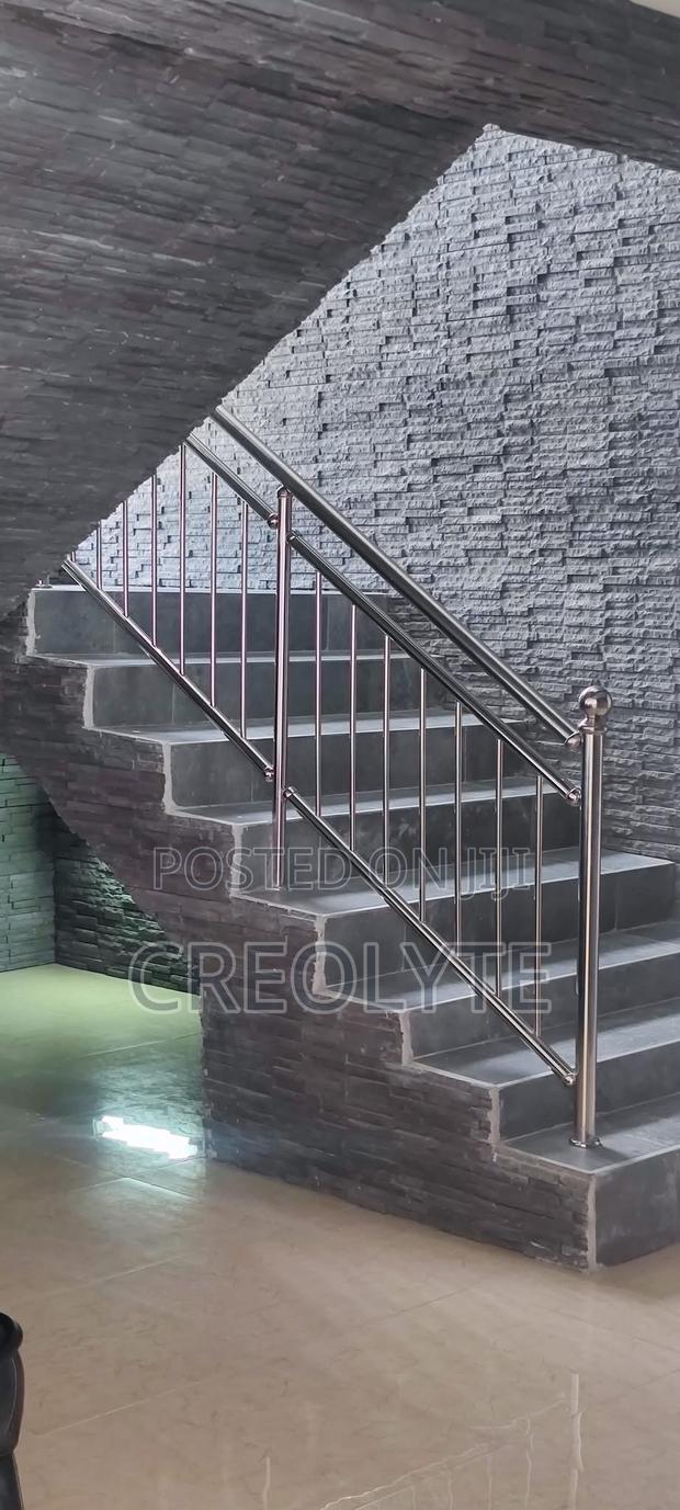 Stainless Steel Vertical Baluster Staircase Railingcustom Installation - thumbnail 8
