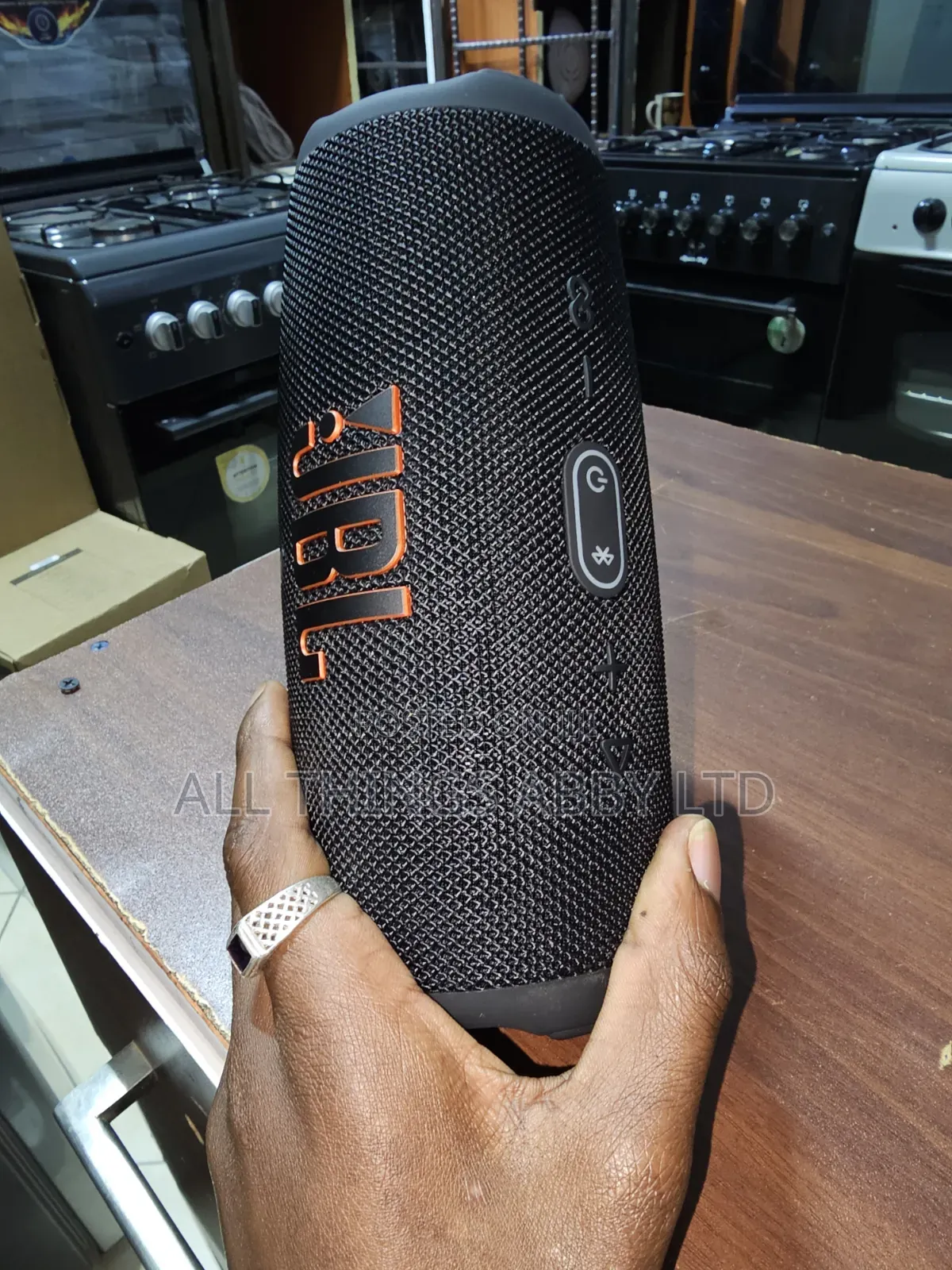 JBL Charge 5