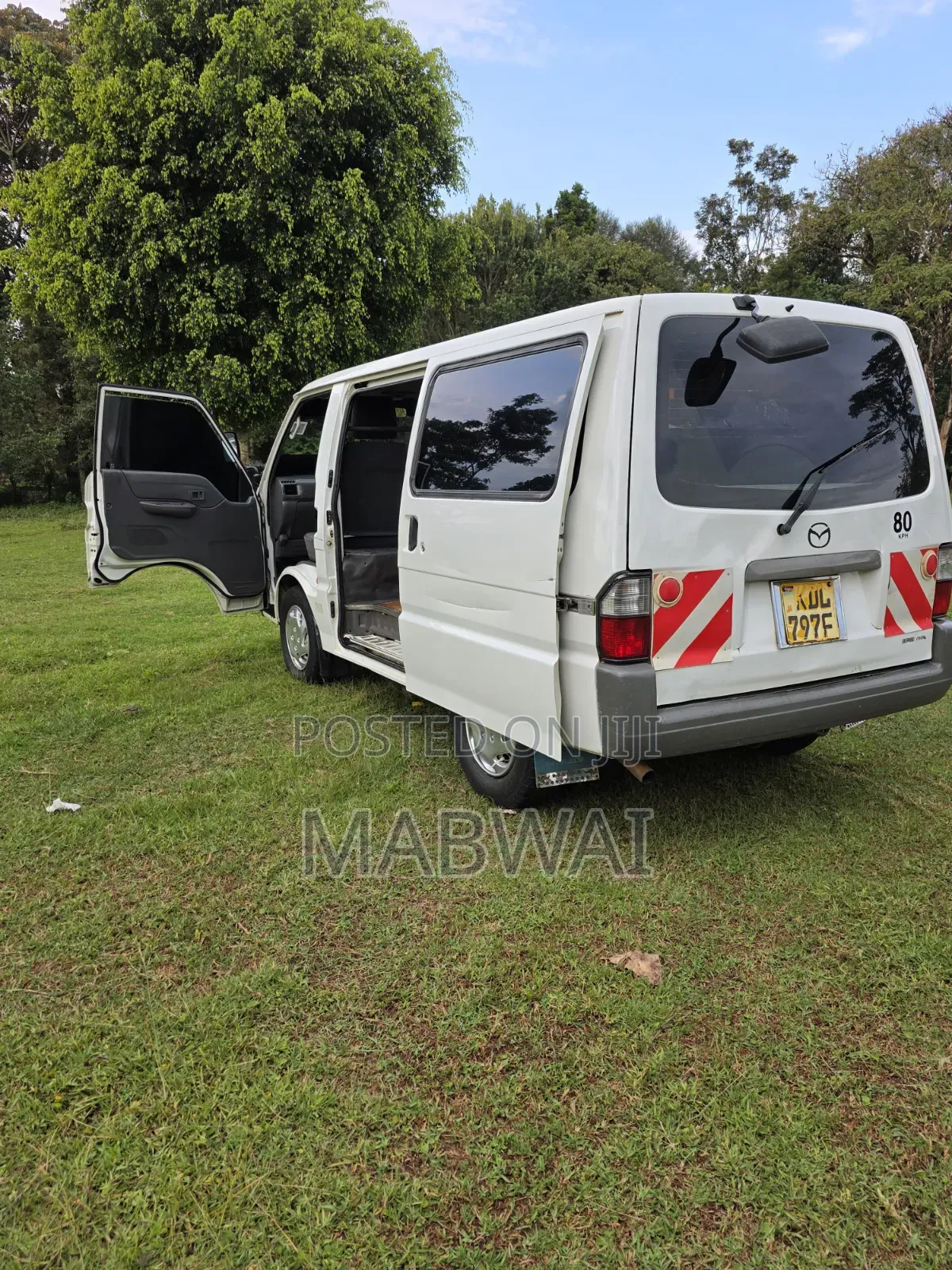 Mazda Bongo 2014 White