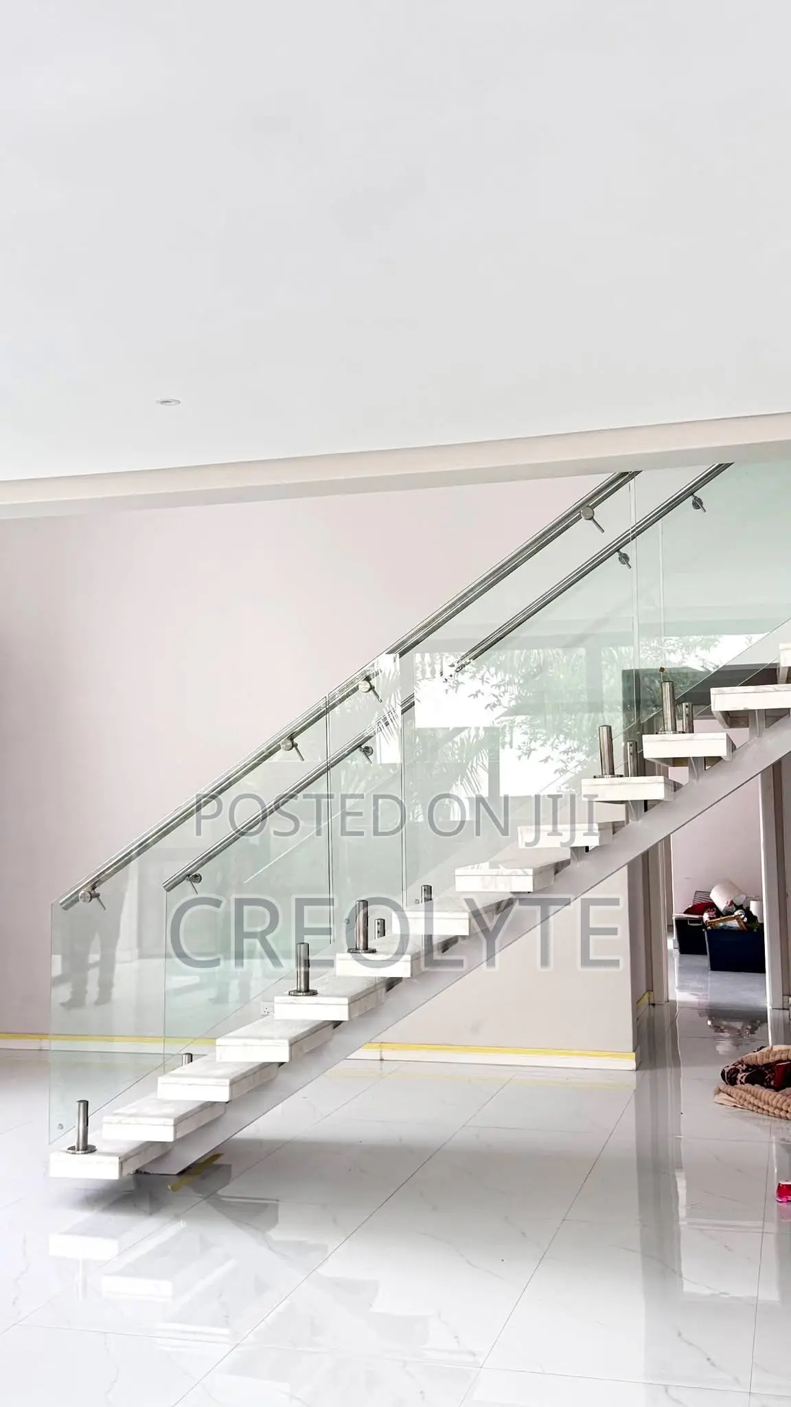 Frameless Glass Balustrade With Stainless Steel Handrail Staircase