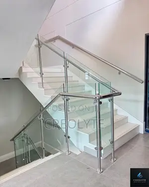 Frameless Glass Balustrade With Stainless Steel Handrail Staircase