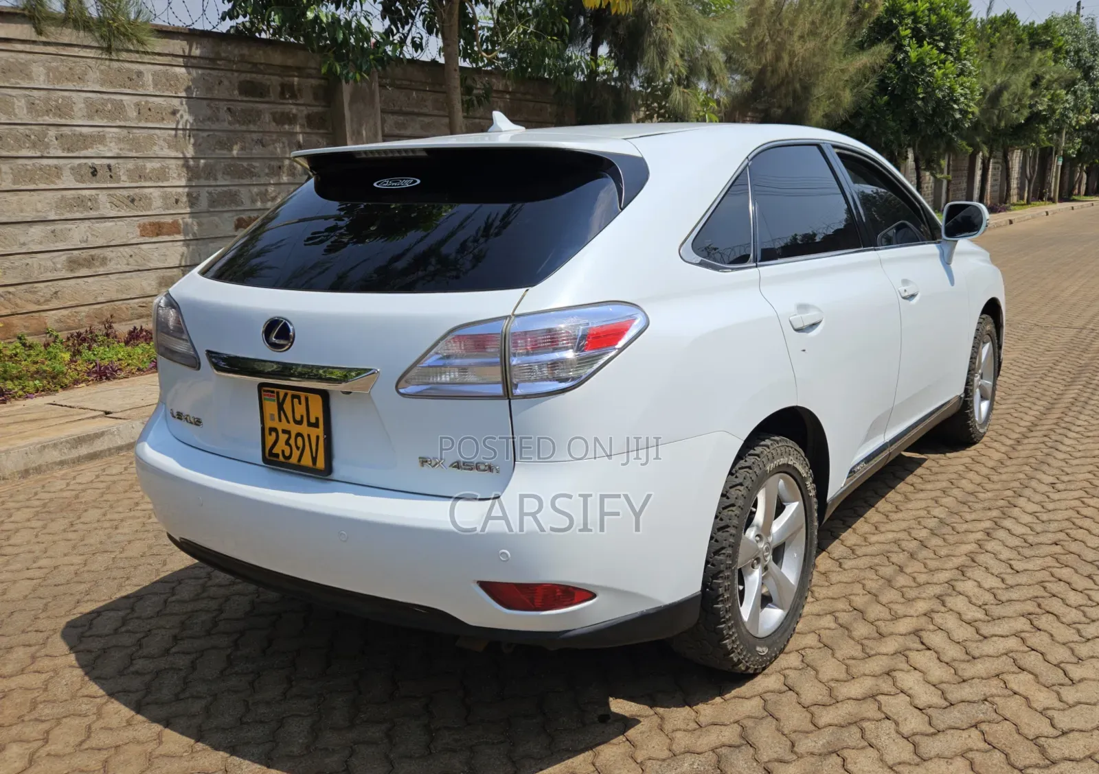 Toyota Lexcen 2010 Pearl