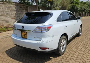 Toyota Lexcen 2010 Pearl