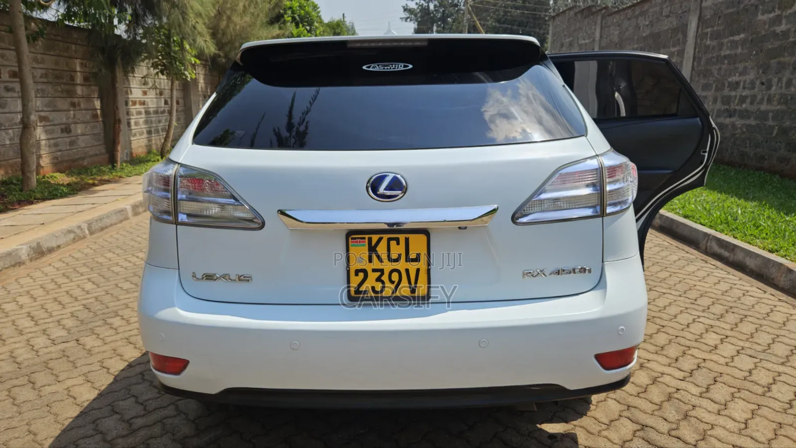 Toyota Lexcen 2010 Pearl