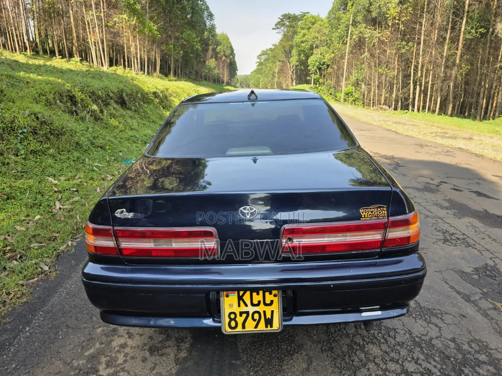 Toyota Mark II 2000 Blue