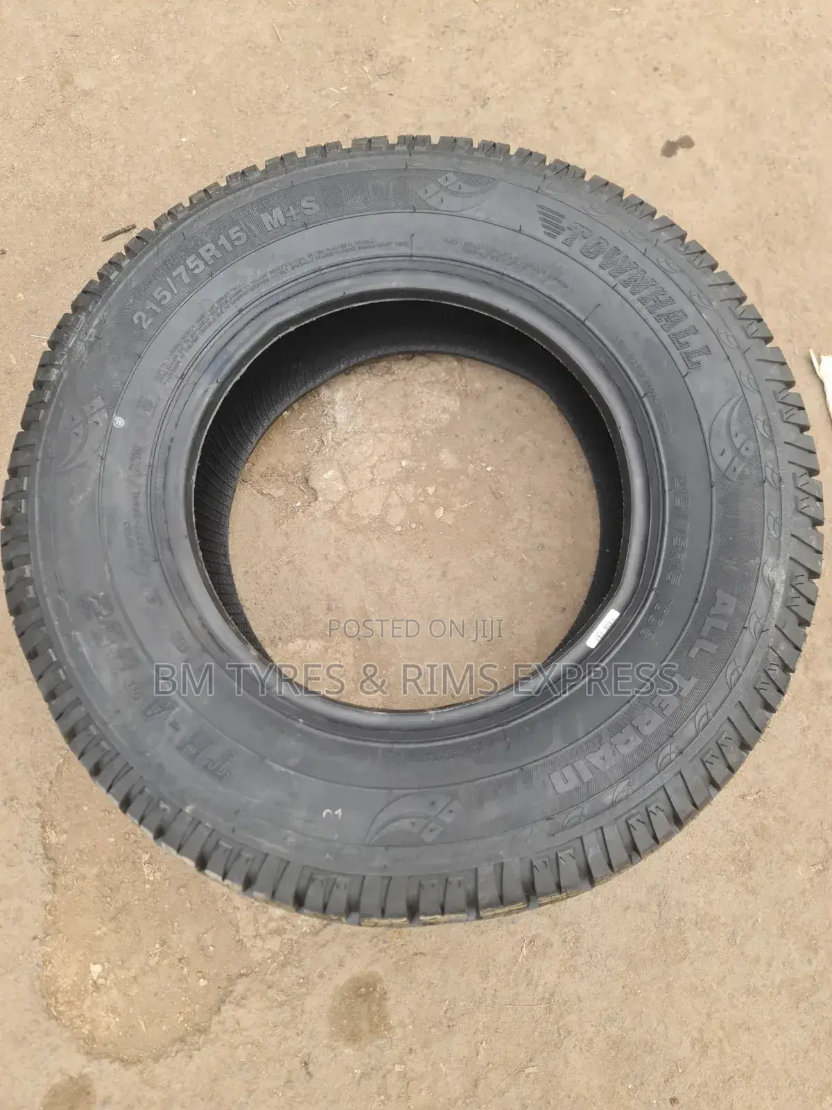215 /75 R15 Townhall Tires (Commercial)