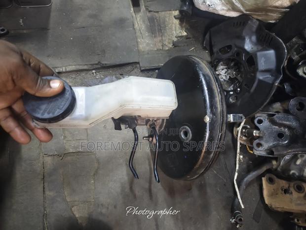 Nissan Nt31 Booster Complete With Master Cylinder - main view