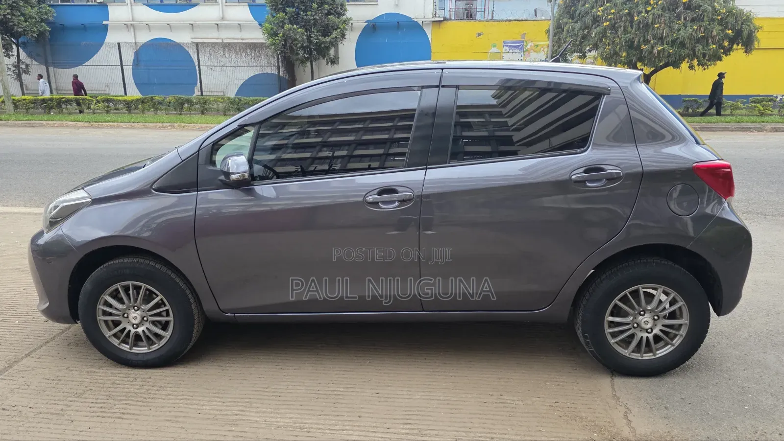 Toyota Vitz 2016 Gray