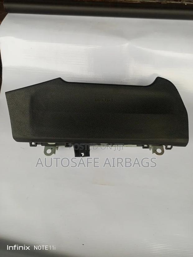 Hilux Revo Knee Airbag - thumbnail 3
