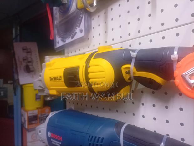 Original Dewalt Corded Grinder 2600 Watt - thumbnail 2