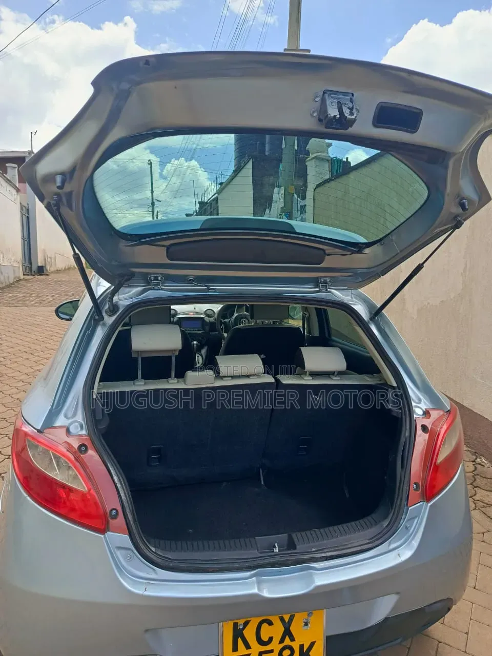 Mazda Demio 2012 Blue