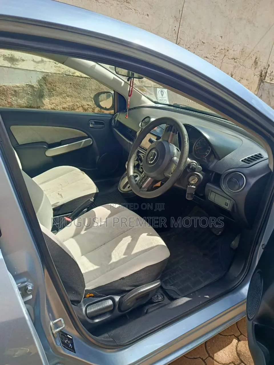 Mazda Demio 2012 Blue