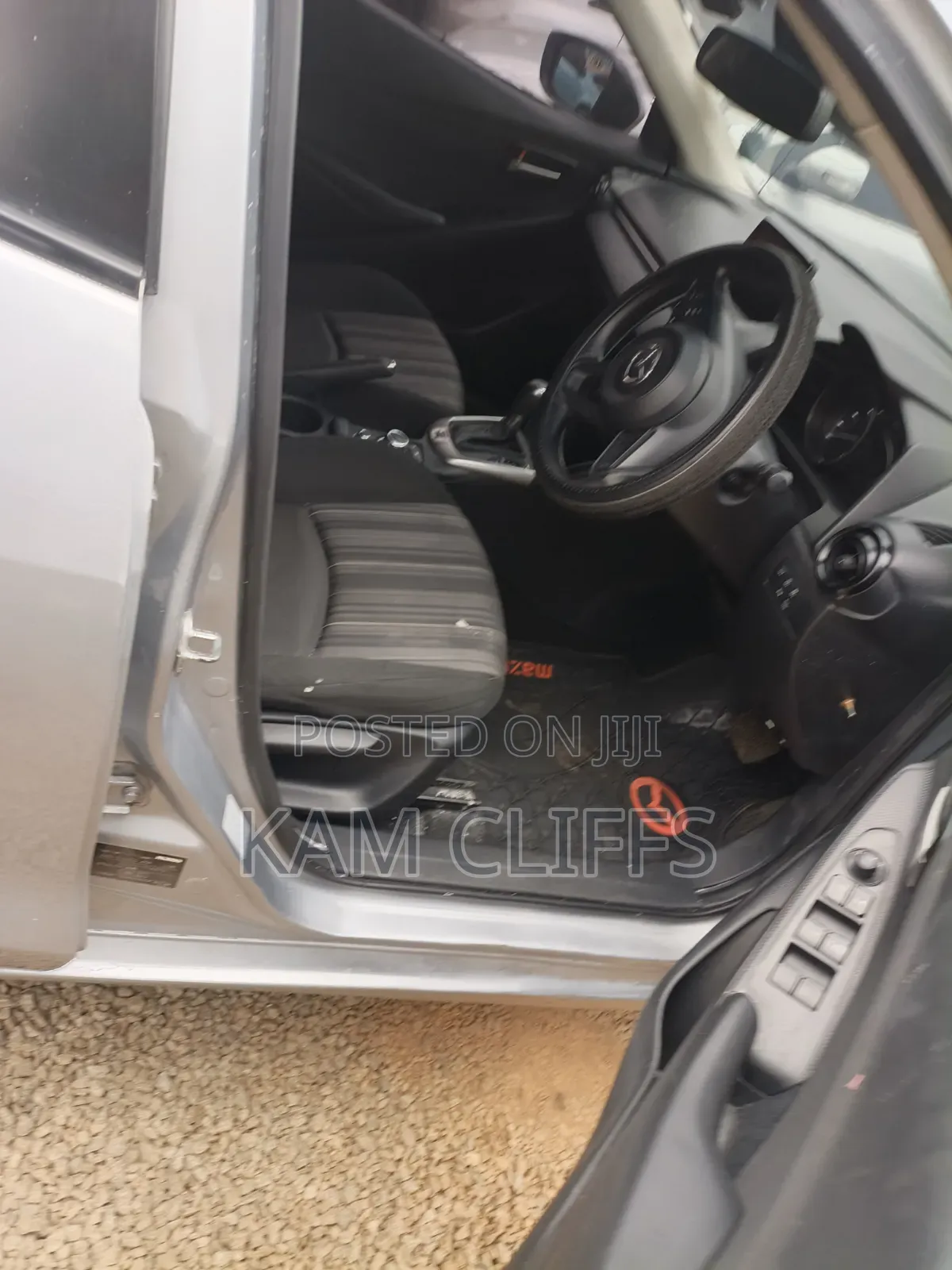Mazda 2 2020 Gray
