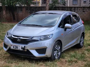 Honda Fit 2016 Silver