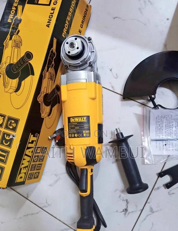 2600 Watts Original Dewalt Inverter Grinder