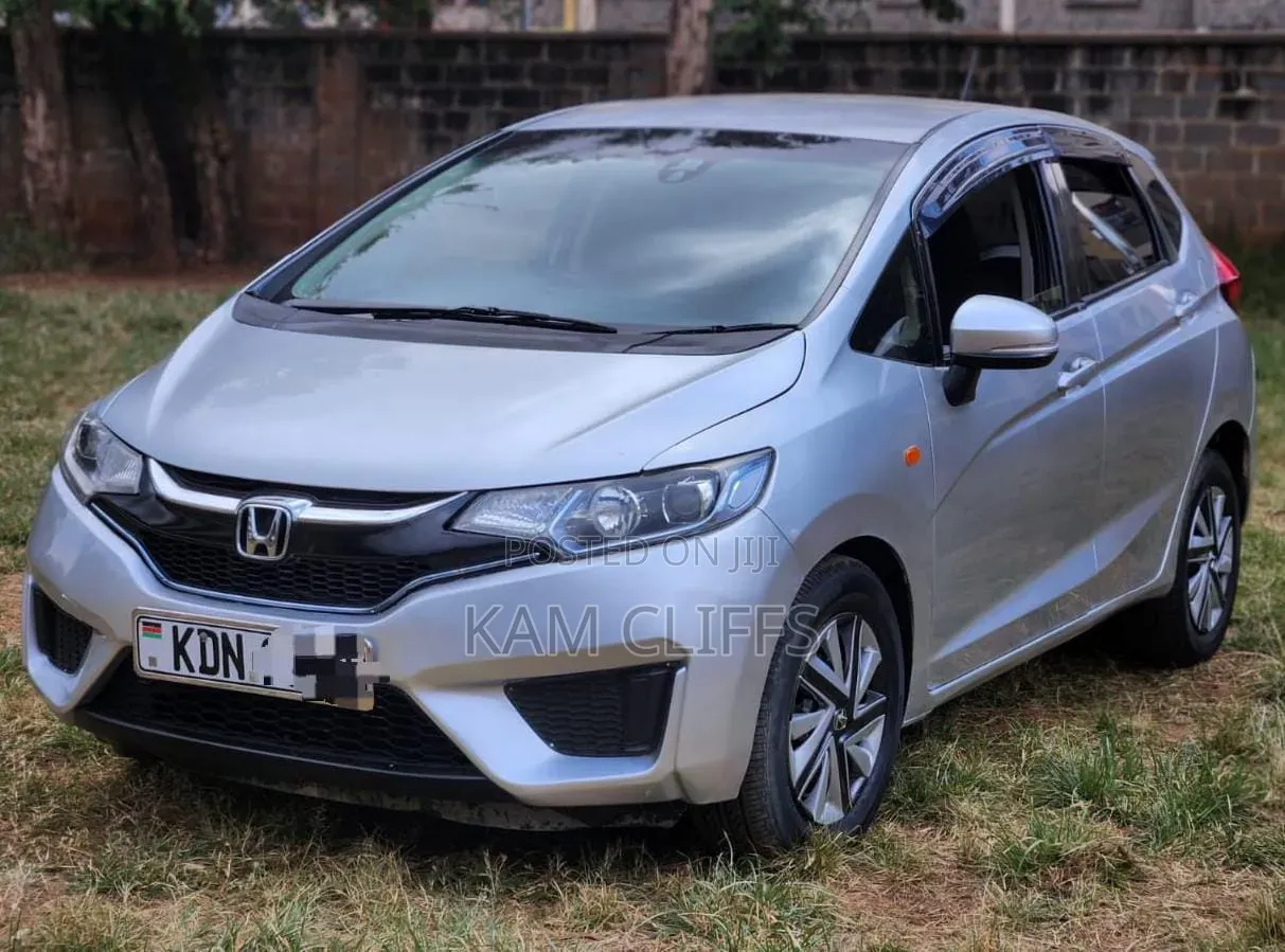Honda Fit 2016 Silver