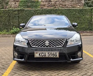 Toyota Crown 2012 Black