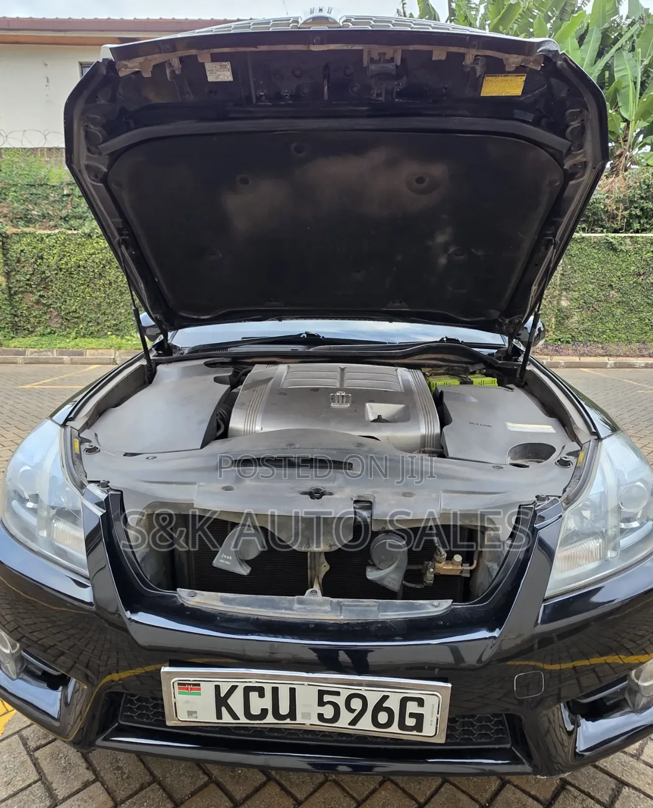 Toyota Crown 2012 Black
