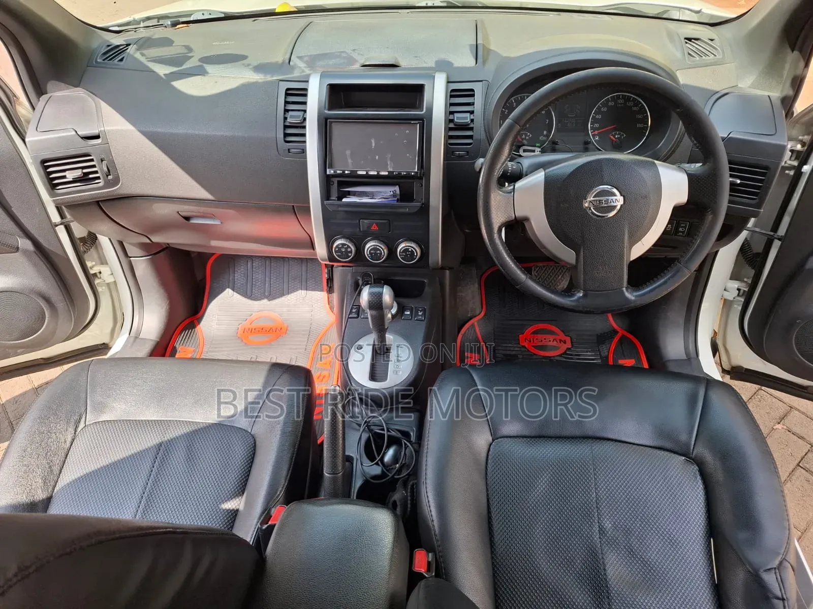 Nissan X-Trail 2.0 Petrol XE 2012 White