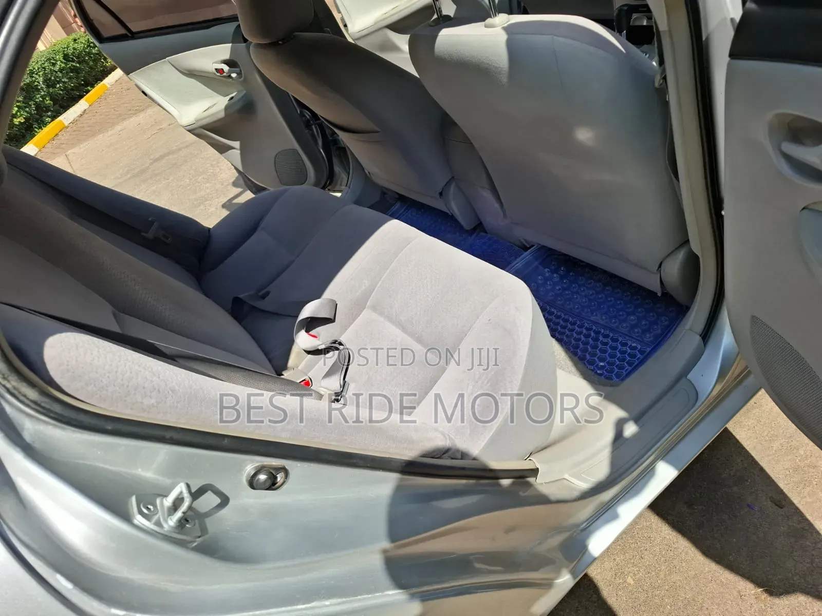 Toyota Axio 1.5 X 2WD 2012 Silver