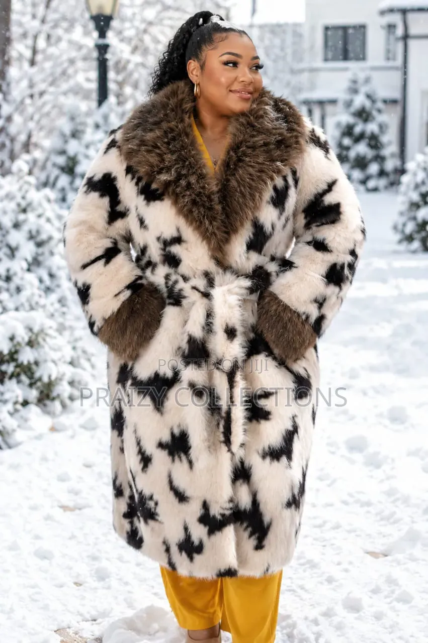 Winter Cape Fur Coat!