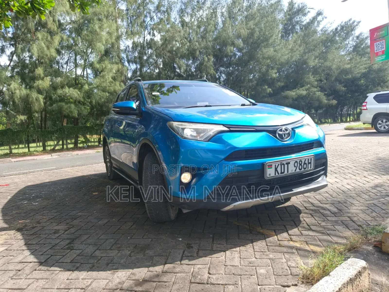 Toyota RAV4 2015 Blue