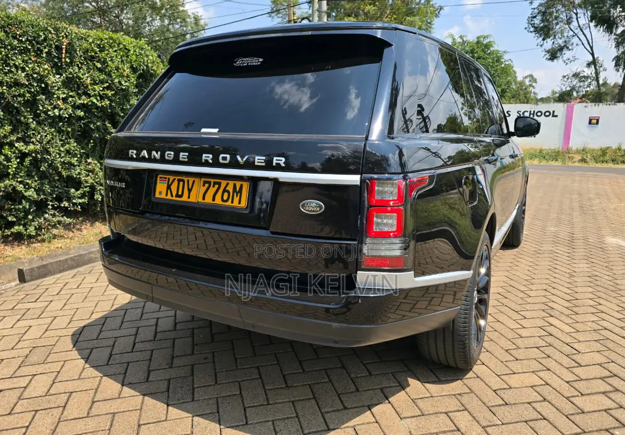Land Rover Range Rover Vogue 2014 Matt Black