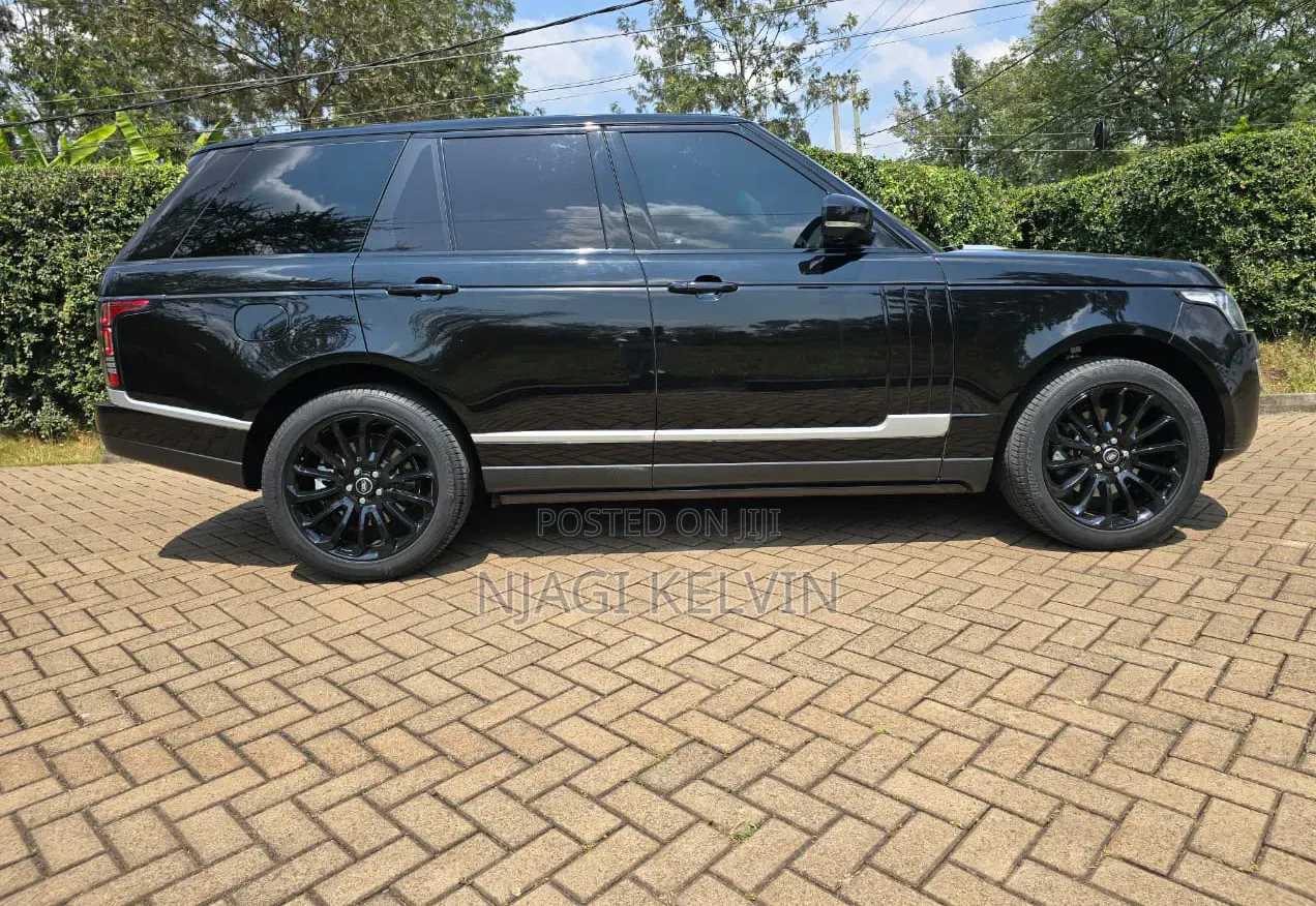 Land Rover Range Rover Vogue 2014 Matt Black