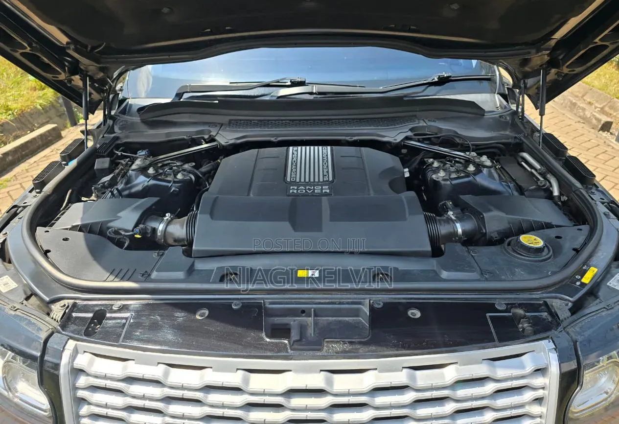 Land Rover Range Rover Vogue 2014 Matt Black