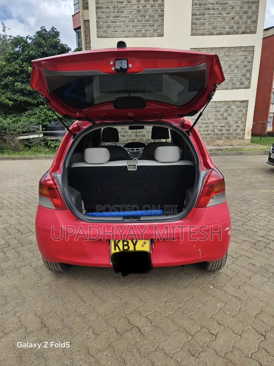 Toyota Vitz 2007 Red