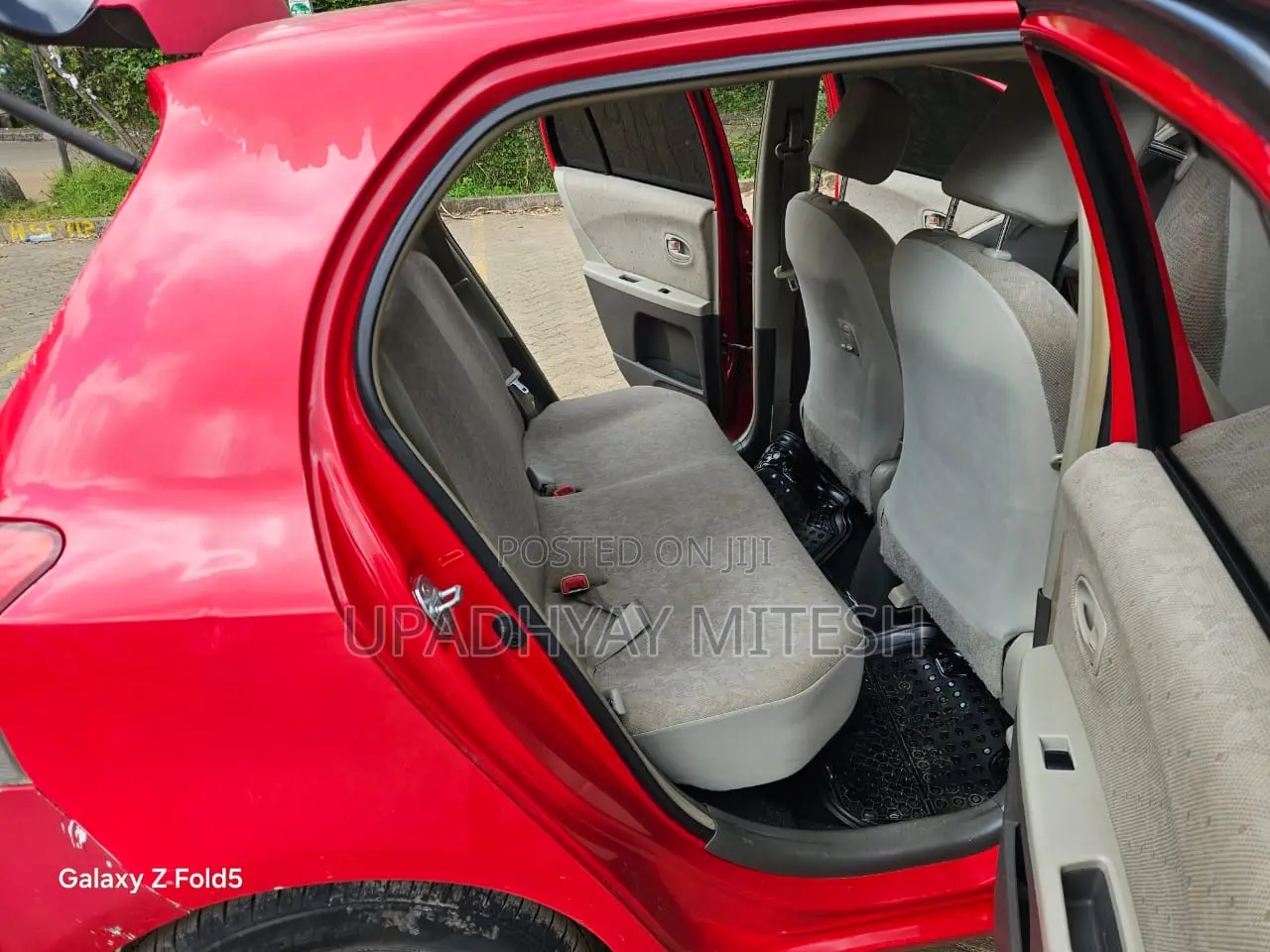 Toyota Vitz 2007 Red