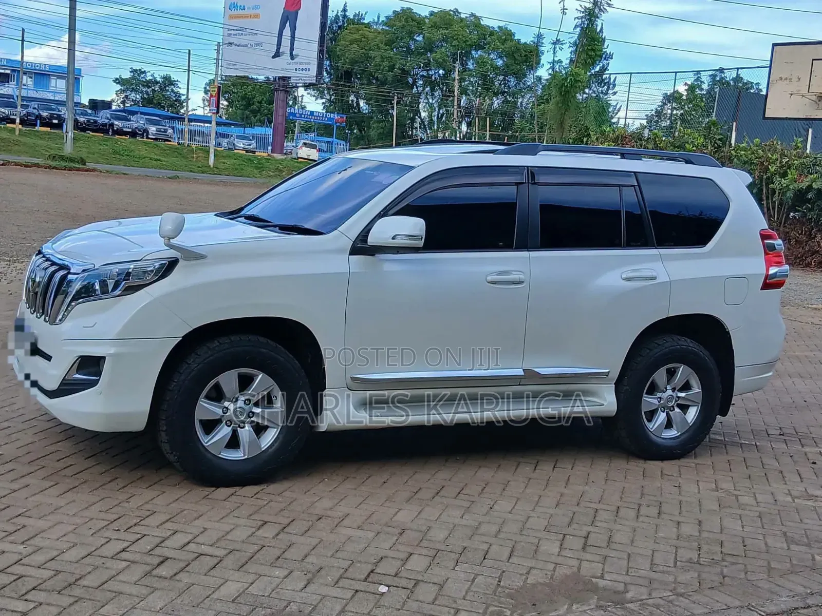 Toyota Land Cruiser Prado 2016 White