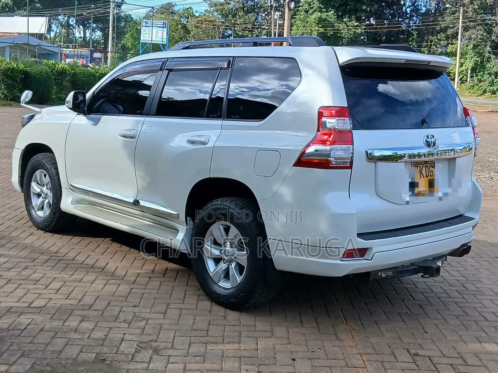 Toyota Land Cruiser Prado 2016 White