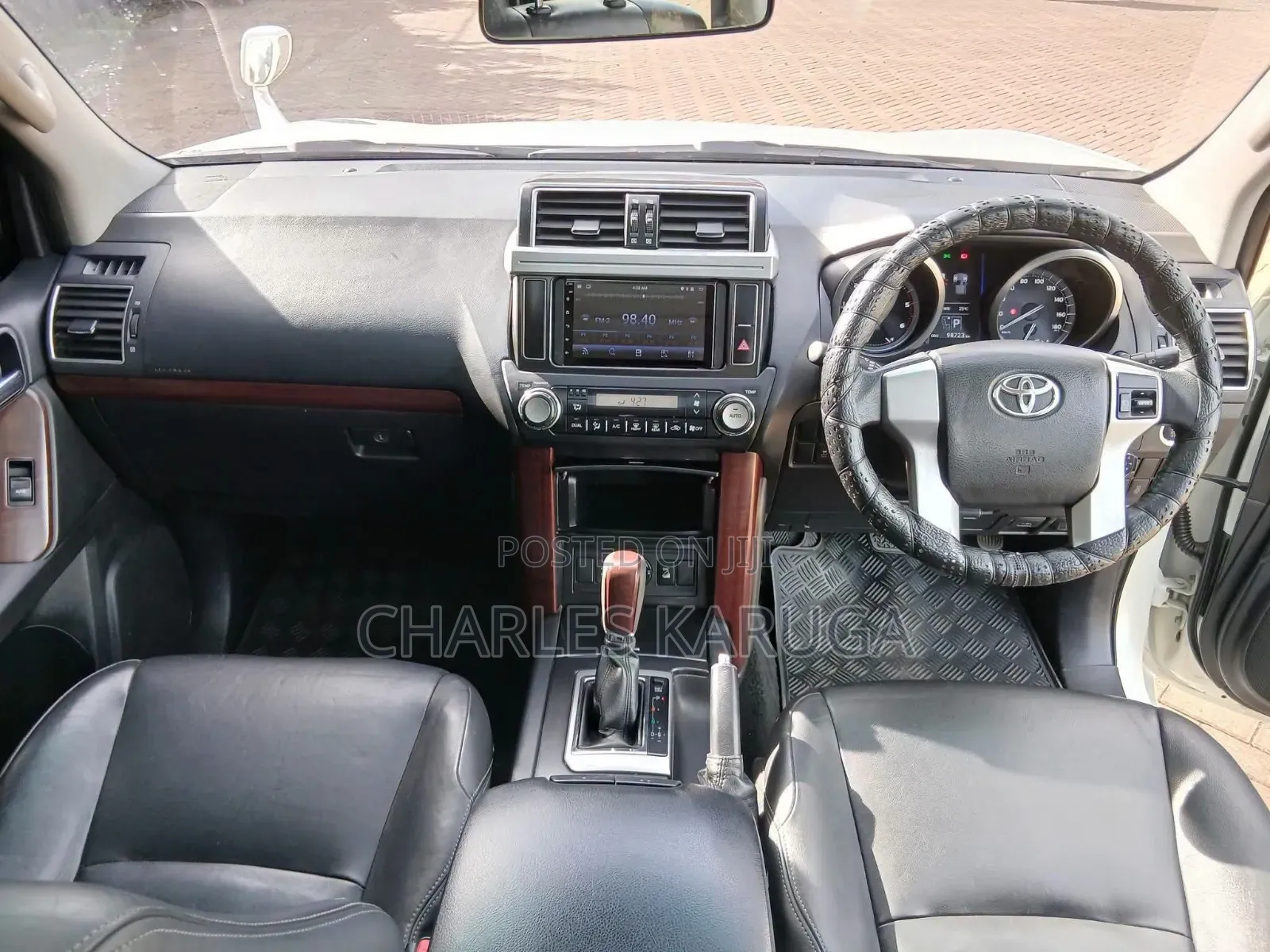 Toyota Land Cruiser Prado 2016 White