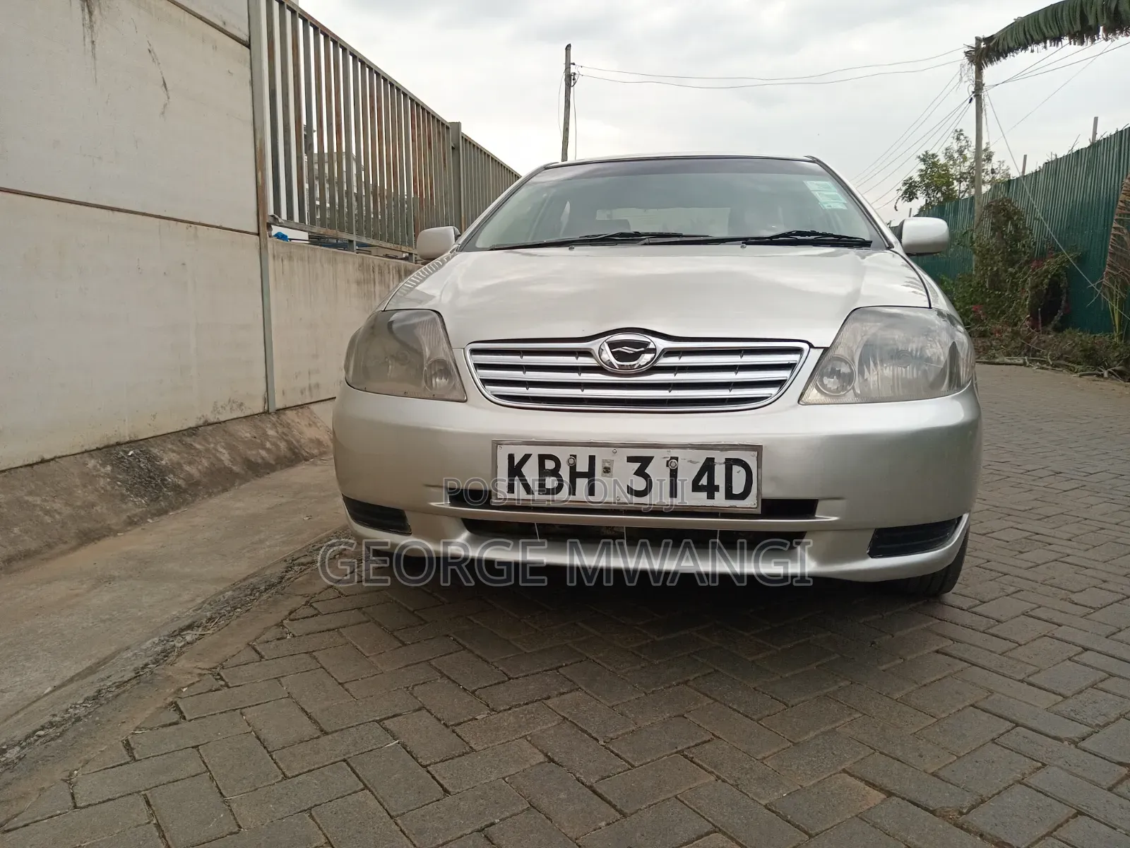 Toyota Corolla 2004 Silver
