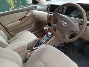 Toyota Corolla 2004 Silver