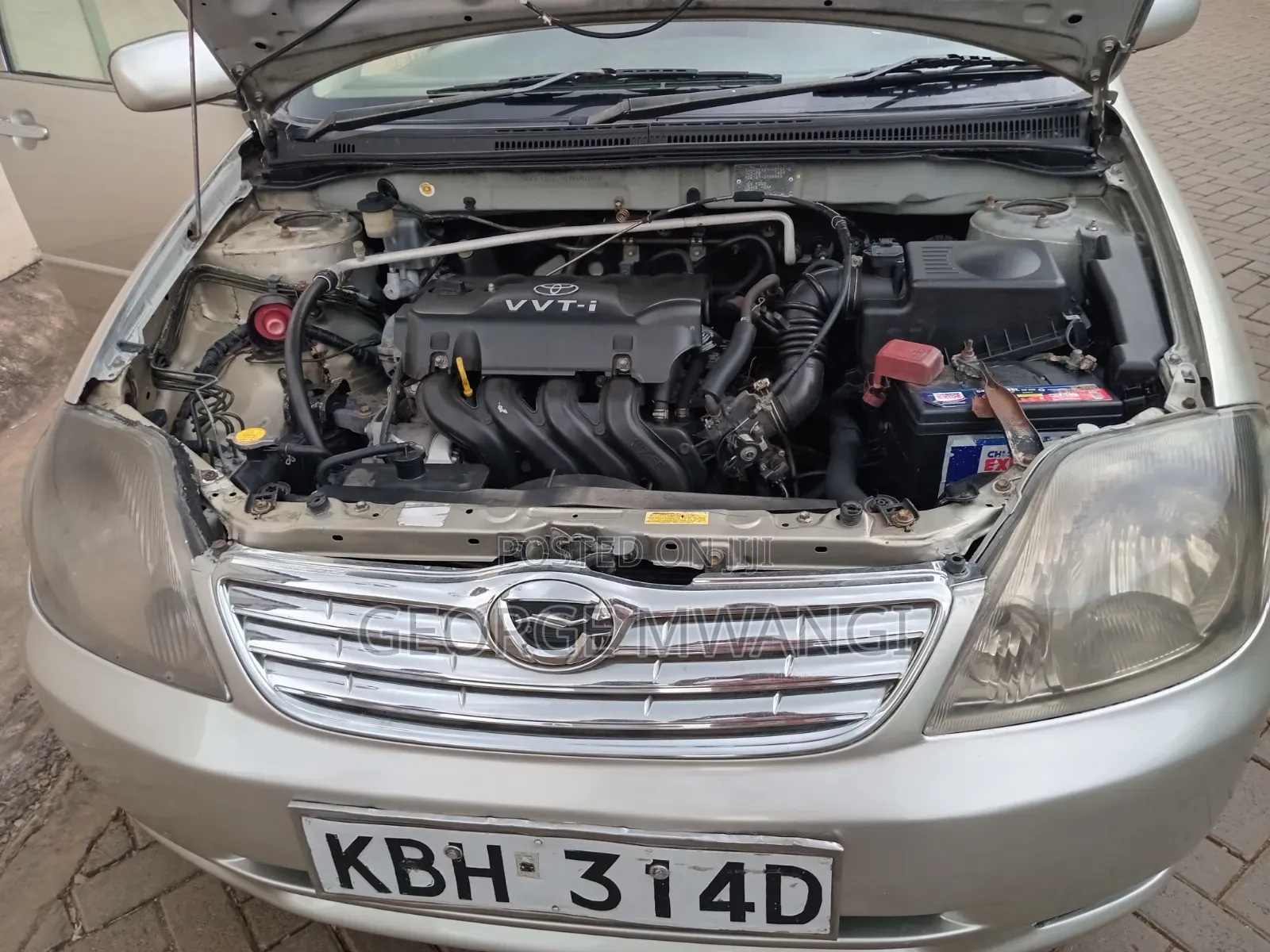 Toyota Corolla 2004 Silver