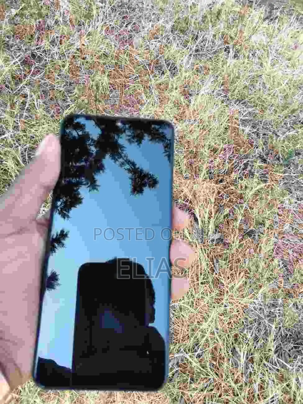 HMD Arc Original Screen