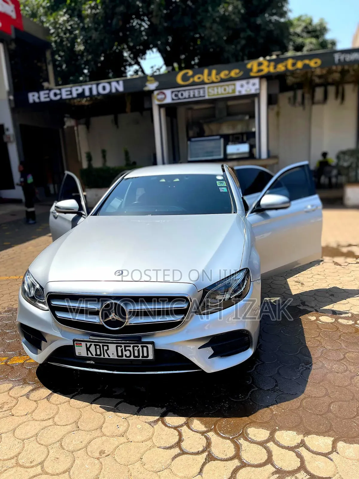 Mercedes-Benz E200 2017 Silver