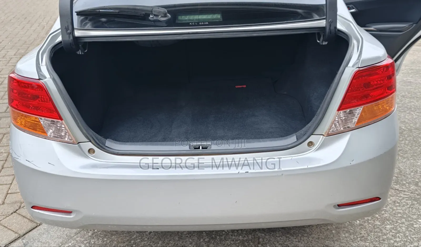 Toyota Allion 2010 Silver